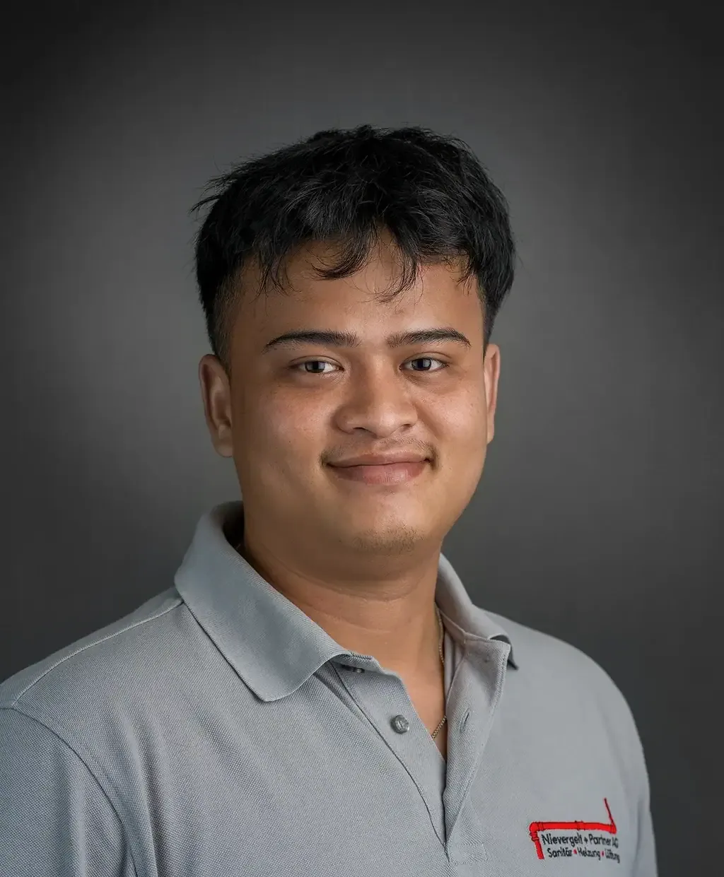 Porträt Sermsirikanjana Fim – Nievergelt + Partner – Sanitär | Heizung | Lueftung